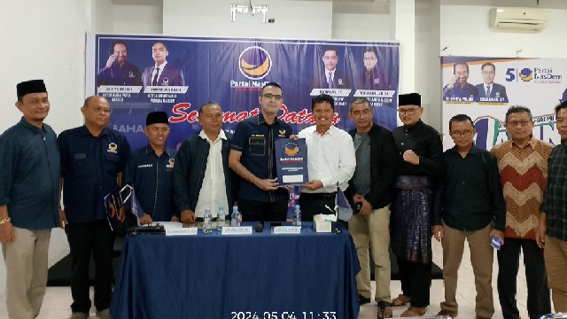 Pertama Kembalikan Berkas Pendaftaran Calon Walikota Medan, Prof Ridha Disambut Hangat Keluarga Besar Nasdem