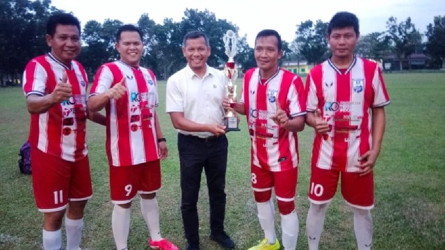 Wakil Bupati Sergai Bawa Jurnalis FC  Raih Gelar Juara di Fourfeo Dambaan 2025